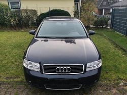 Blau Gebraucht 2004 Audi A4 Limousine | 1.300 €