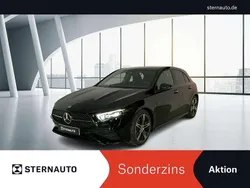 Schwarz Gebraucht 2025 Mercedes A200 AMG Limousine | 33.980 € (Fairer Preis)