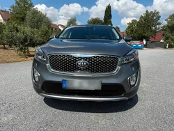 Grau Gebraucht 2015 Kia Sorento SUV | 14.800 € (Fairer Preis)