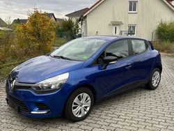 Blau Gebraucht 2019 Renault Clio IV Life Limousine | 7.250 € (Fairer Preis)