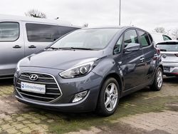 Grau Gebraucht 2016 Hyundai ix20 Trend Kleinwagen | 13.980 € (Etwas zu teuer)