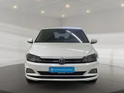 Weiß Gebraucht 2021 VW Polo Comfortline Limousine | 14.390 € (Fairer Preis)