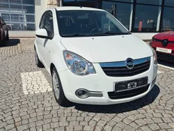 Weiß Gebraucht 2014 Opel Agila Edition Limousine | 3.350 € (Fairer Preis)