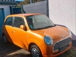 Orange Gebraucht 2008 Daihatsu Trevis Kleinwagen | 3.890 € (Teuer)