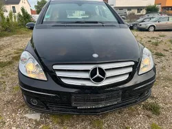 Blau Gebraucht 2006 Mercedes B200 Van / Kleinbus | 2.850 € (Superpreis)
