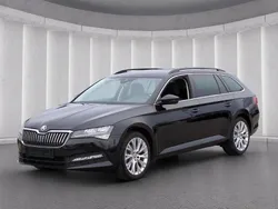 Schwarzmagic perleffekt Gebraucht 2025 Skoda Superb Kombi | 33.490 € (Fairer Preis)