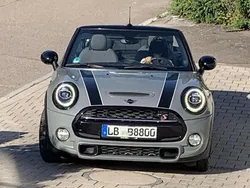 Grau Gebraucht 2019 Mini Cooper S Cabriolet Cabrio | 24.800 € (Etwas zu teuer)