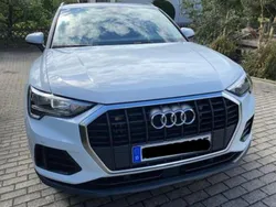 Weiß Gebraucht 2021 Audi Q3 Ambiente SUV | 29.999 € (Guter Preis)