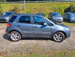 Grau Gebraucht 2008 Suzuki SX4 SUV | 3.995 € (Guter Preis)