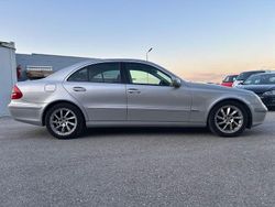 Silber Gebraucht 2003 Mercedes E220 Limousine | 2.990 € (Superpreis)
