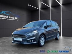 Grau Gebraucht 2016 Ford S-MAX Titanium Van / Kleinbus | 12.999 € (Guter Preis)