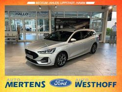 Silber Gebraucht 2023 Ford Focus ST-Line X Limousine | 21.950 € (Fairer Preis)
