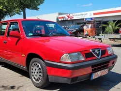 Rot Gebraucht 1994 Alfa Romeo 33 Limousine | 8.000 €