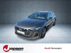 Daytonagrau perleffekt Neu 2025 Audi A5 Sport Coupé | 53.570 € (Superpreis)