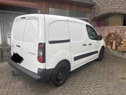 Weiß Gebraucht 2015 Peugeot Partner Van / Kleinbus | 7.800 € (Fairer Preis)