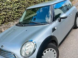 Silber Gebraucht 2009 Mini ONE Kleinwagen | 2.399 €