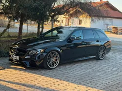 Schwarz Gebraucht 2017 Mercedes E63S AMG AMG Kombi | 49.999 € (Fairer Preis)