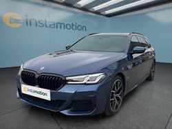 Blau Gebraucht 2023 BMW 520 Kombi | 40.899 € (Teuer)