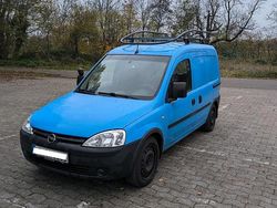 Blau Gebraucht 2010 Opel Combo Van / Kleinbus | 2.750 € (Fairer Preis)