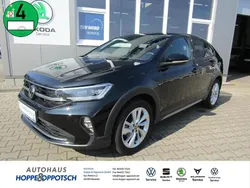 Deep black perleffect Gebraucht 2024 VW Taigo Move SUV | 24.495 € (Guter Preis)