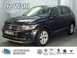 Deep black perleffekt (metallic) Gebraucht 2023 VW Tiguan Elegance SUV | 27.680 € (Guter Preis)