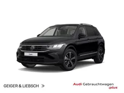 Deep black perleffekt Gebraucht 2022 VW Tiguan Active SUV | 29.885 € (Guter Preis)