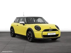 Andere Gebraucht 2024 Mini Cooper Kleinwagen | 24.232 € (Guter Preis)