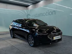 Schwarz Gebraucht 2023 Ford Focus Titanium Kombi | 20.300 € (Guter Preis)