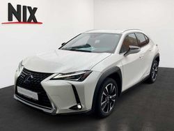 Weiß Gebraucht 2020 Lexus UX 250h SUV | 25.870 € (Fairer Preis)