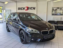 Black sapphire metallic Gebraucht 2015 BMW 220 Van / Kleinbus | 7.480 € (Guter Preis)