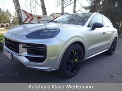 Schwarz Gebraucht 2024 Porsche Cayenne Turbo E-Hybrid SUV | 156.999 €