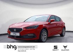 Rot Gebraucht 2022 Seat Leon Style Limousine | 15.380 € (Guter Preis)