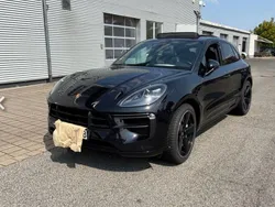 Tiefschwarz Gebraucht 2020 Porsche Macan Turbo SUV | 44.900 €