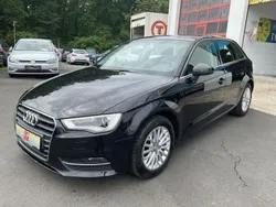 Schwarz Gebraucht 2014 Audi A3 Sportback Ambiente Limousine | 9.990 € (Guter Preis)