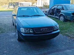 Blau Gebraucht 1995 Audi A6 Kombi | 2.499 €