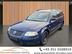 Blau Gebraucht 2002 VW Passat Kombi | 600 € (Superpreis)