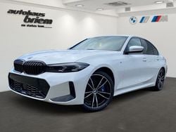 Mineralweiss metallic Neu 2024 BMW 320 M Sport Limousine | 54.844 € (Guter Preis)