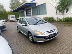 Silber Gebraucht 2003 Peugeot 307 Limousine | 2.490 € (Teuer)