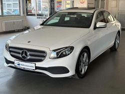 Weiß Gebraucht 2017 Mercedes E200 Avantgarde Limousine | 25.490 € (Etwas zu teuer)
