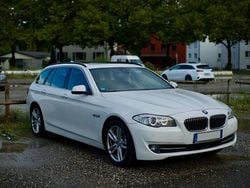Weiß Gebraucht 2013 BMW 530 Performance Kombi | 10.900 € (Fairer Preis)