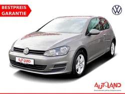 Grau Gebraucht 2016 VW Golf VII Comfortline Limousine | 15.990 € (Fairer Preis)