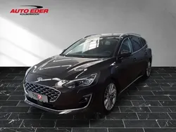 Dark berry (metallic) Gebraucht 2019 Ford Focus Vignale Kombi | 20.880 € (Etwas zu teuer)