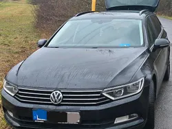 Schwarz Gebraucht 2017 VW Passat Kombi | 12.500 € (Superpreis)