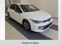 Pure white Gebraucht 2024 VW Golf VIII Goal Limousine | 23.740 € (Superpreis)