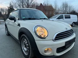 Weiß Gebraucht 2013 Mini ONE Kleinwagen | 3.399 € (Guter Preis)