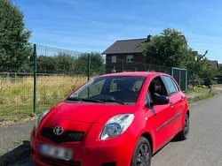 Rot Gebraucht 2007 Toyota Yaris Kleinwagen | 2.350 € (Guter Preis)