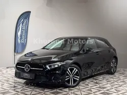 Nachtschwarz Gebraucht 2021 Mercedes A200 Limousine | 26.400 € (Etwas zu teuer)