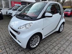 Weiß Gebraucht 2011 Smart ForTwo Coupé Passion Coupé | 3.900 € (Fairer Preis)