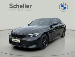 Black sapphire Gebraucht 2024 BMW 330 M Sport Limousine | 51.900 € (Fairer Preis)