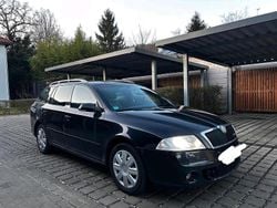 Schwarz Gebraucht 2008 Skoda Octavia vRS Kombi | 1.699 € (Guter Preis)